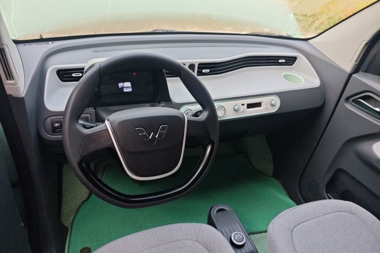 Used Wuling Hongguang MINIEV 2022 Macaron Premium Model – Lithium Iron Phosphate
