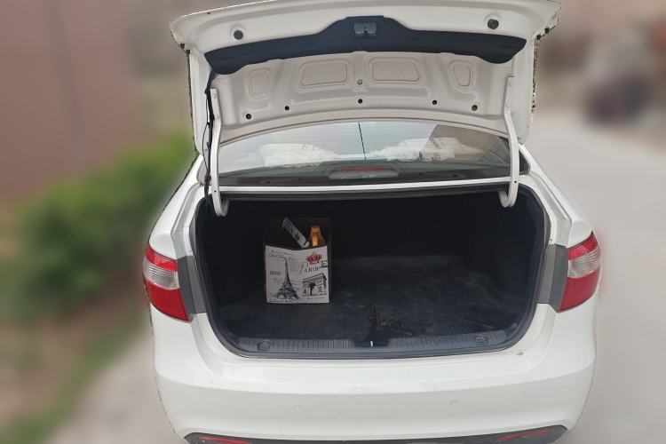 Used Kia K2 2011 Sedan 1.4L MT TOP
