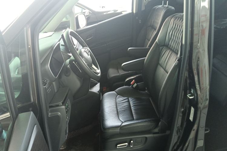 Used Honda Elysion 2022 2.0L eHEV Luxury First Edition