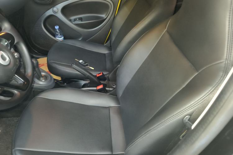 Used smart forfour 2016 1.0L 52 kW Dynamic Edition