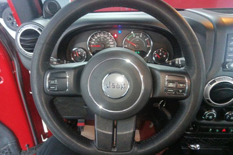 Used Jeep Wrangler 2014 2.8TD Sahara Four-Door Edition