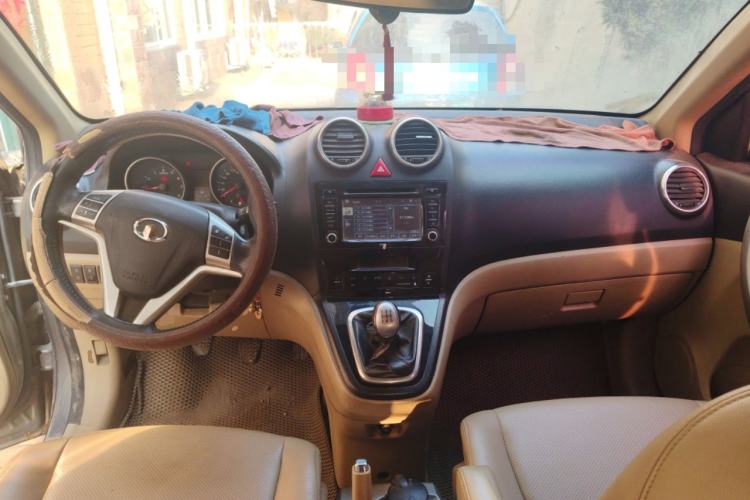 Used Haval H6 2011 2.0L Manual Two-Wheel Drive Elite Version
