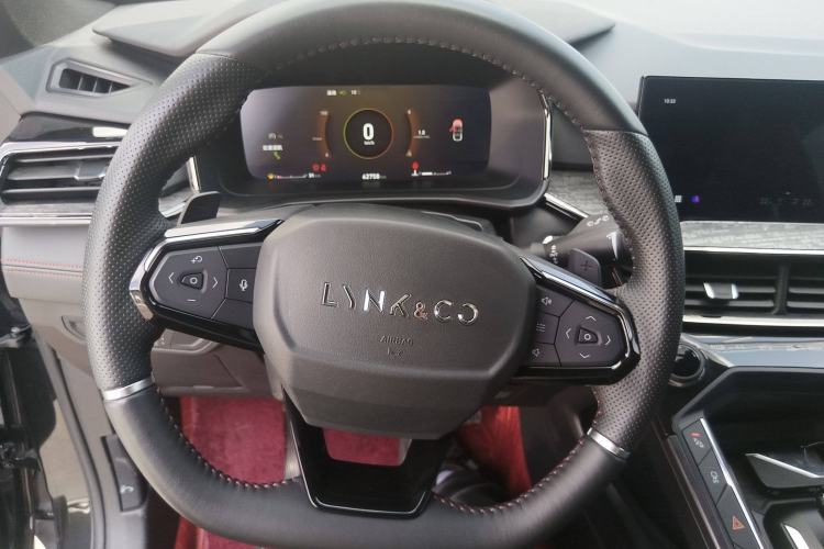 Used Lynk & Co 06 2020 1.5T JinPro model