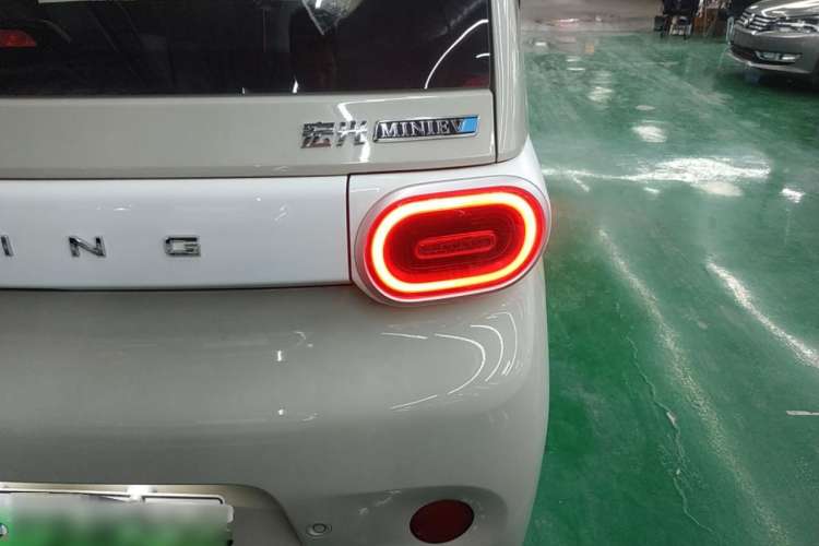 Used Wuling Hongguang MINIEV 2024 3rd Generation 215km Youth Edition
