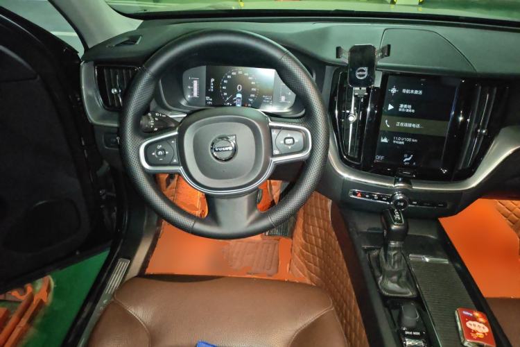 Used Volvo XC60 2019 T5 4x4 Smart Edition China V Standard
