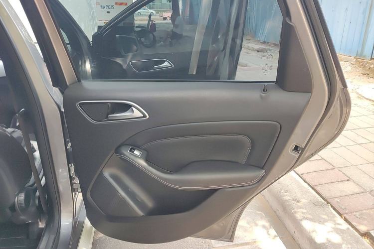 Used Mercedes-Benz B-Class 2015 B 200 Fashion Model
