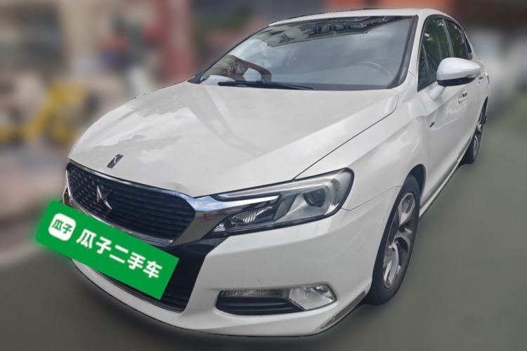Used DS 5LS 2015 1.6T Luxury Edition THP160