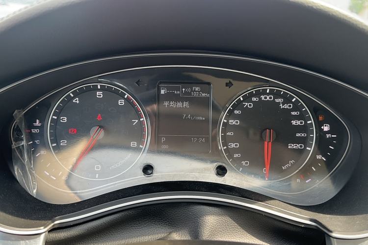 Used Zotye Z700 2016 1.8T DCT Elegant Version
