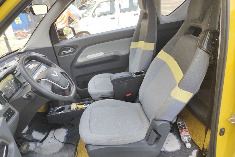 Used Wuling Hongguang MINIEV 2022 Macaron Premium Model – Lithium Iron Phosphate Left Front Seat
