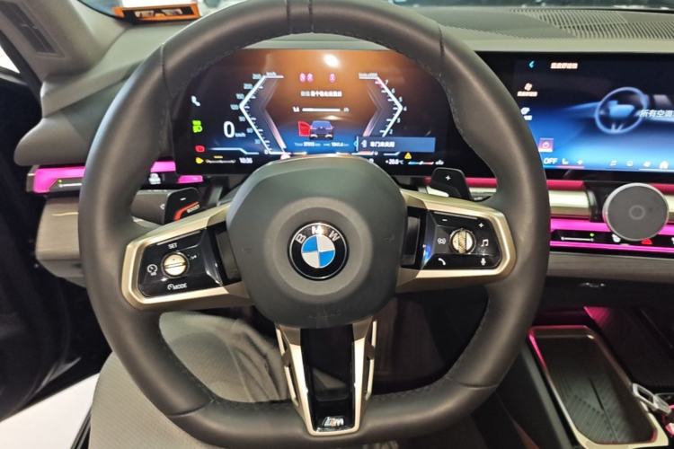 Used BMW 5 Series 2024 530Li Luxury Edition M Sport Package
