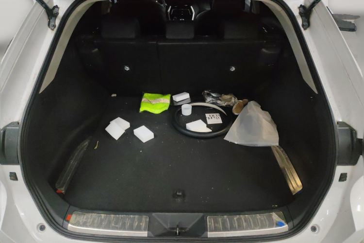 Used Toyota Harrier 2022 2.0L CVT Two-Wheel Drive Luxury Edition Trunk