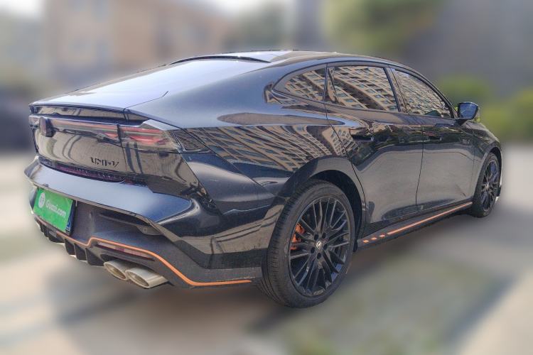 Used CHANGAN UNI-V 2025 Model Third-Generation 2.0T Dynamic Edition
