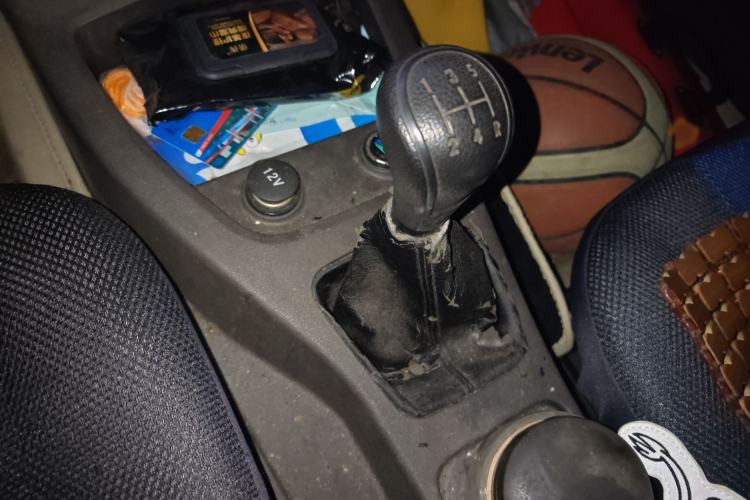 Used Wuling Hongguang 2015 1.5L S Basic Version China V Standard
