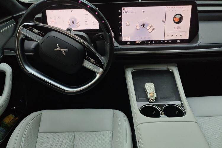 Used XPeng P7 2024 P7i 550 Max Steering Wheel