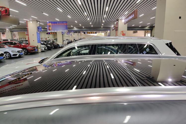 Used Mercedes-Benz GLC 2016 GLC 260 4MATIC Luxury Model Roof