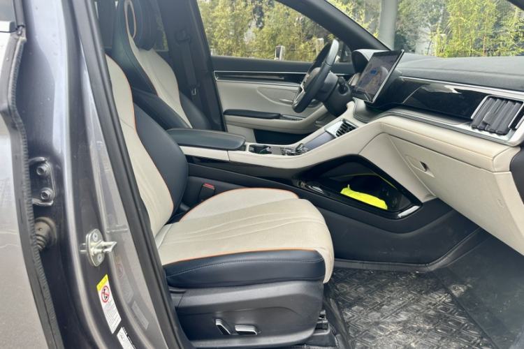 Used BYD Song PLUS New Energy 2023 Champion Edition DM-i 110KM Flagship PLUS Right Front Seat