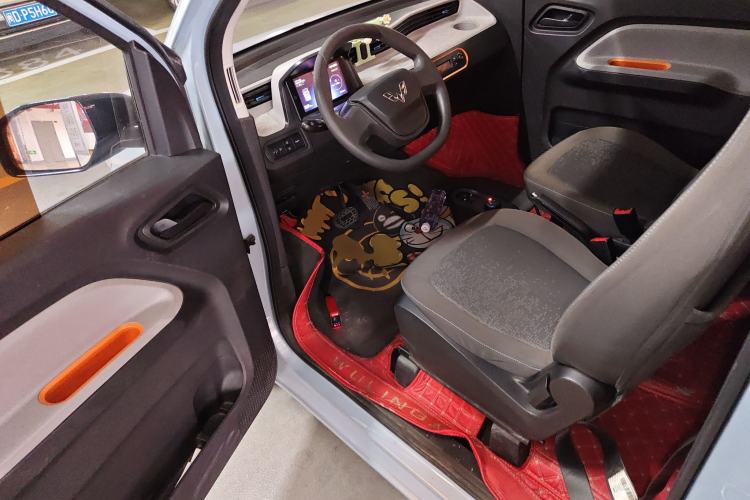 Used Wuling Hongguang MINIEV 2020 Freedom Version Lithium Iron Phosphate Driver Seat