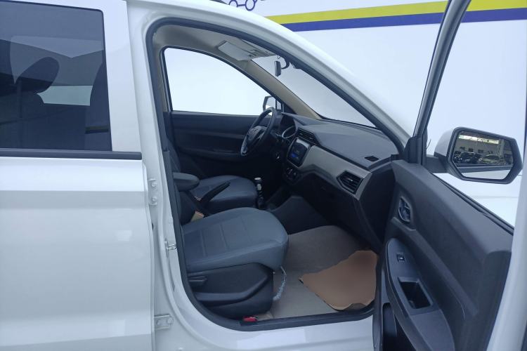 Used Wuling Hongguang 2021 1.5L Revised S Standard Version with Electric Power Steering LAR