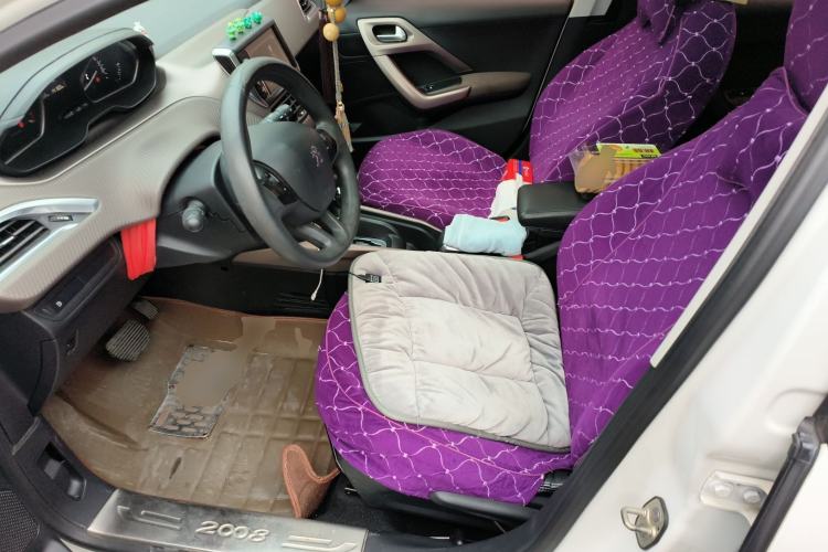 Used Peugeot 2008 2014 1.6L Automatic Fashion Edition
