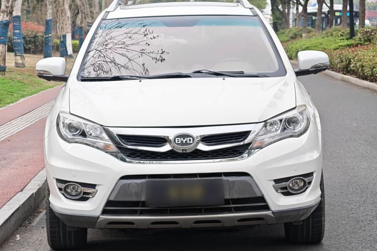 Used BYD S7 2015 2.0T Automatic Prestige Model Exterior 1
