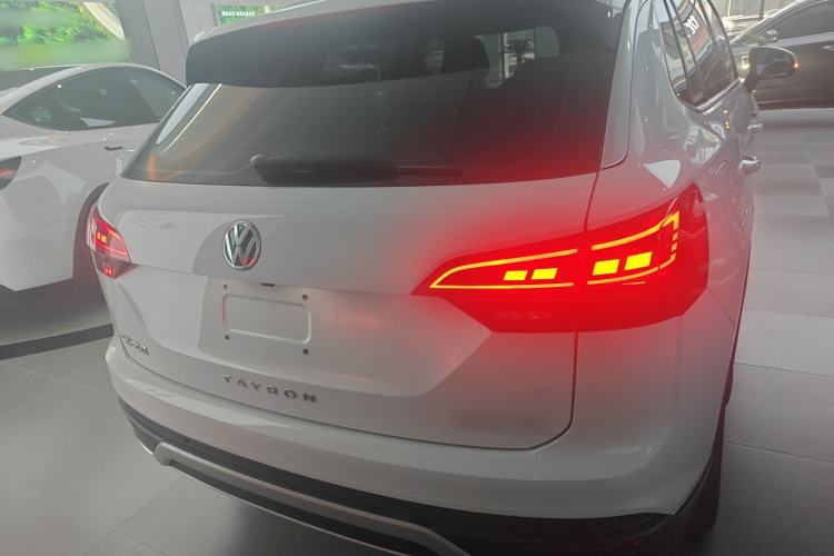 Used Volkswagen Tayron 2020 330TSI Two-Wheel Drive Luxury Smart Connectivity Version
