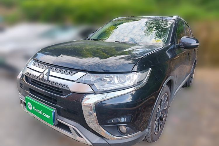 Used Mitsubishi Outlander 2019 2.0L Two-Wheel Drive Comfort Edition 5 Seats China V Standard Guazi used car, China used car export, Used car for sale, Used cars, Cheapest cars for sale