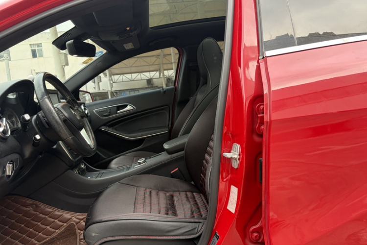 Used Mercedes-Benz A-Class 2013 A 200 Urban Edition Left Front Seat