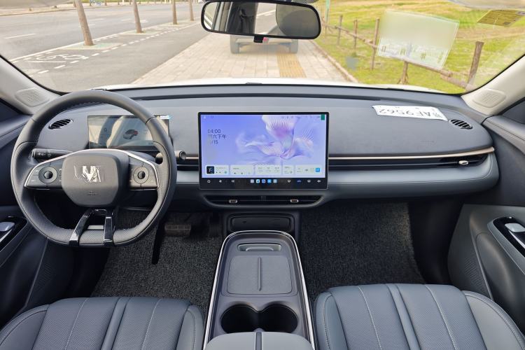 Used ARCFOX T1 2025 Model 425 PRO