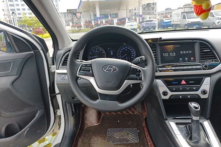 Used Hyundai Elantra (6th Generation / Lingdong) 2016 1.6L Automatic ZhiXuan – Elite Version Steering Wheel