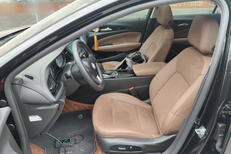 Used Buick Regal 2017 20T Elite Edition Left Front Seat