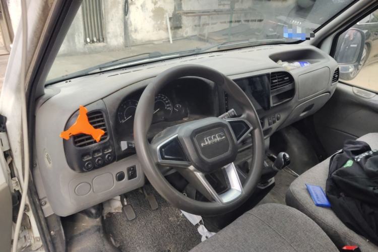 Used JMC Transit 2017 2.8T Commercial Version Long Wheelbase Mid-Roof 3-Seater JX493
