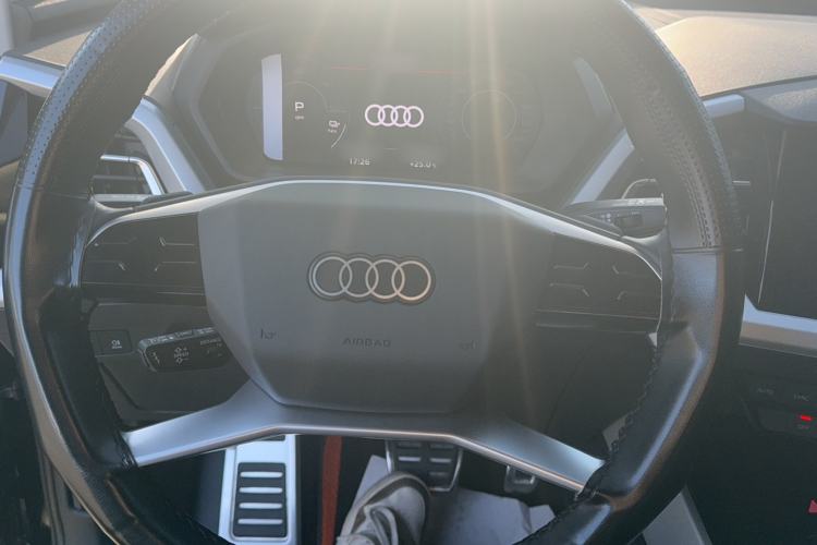 Used Audi Q5 e-tron 2023 40 e-tron Shining Edition Brocade Suit Interior 4