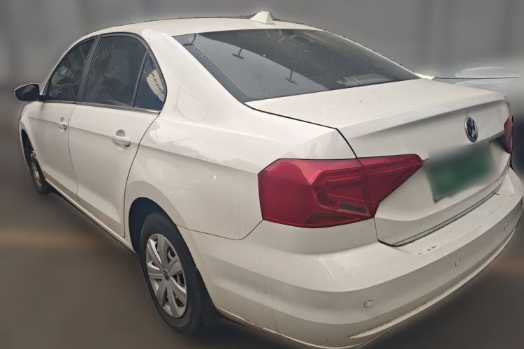 Used Volkswagen Jetta 2017 1.5L Manual Fashion Edition
