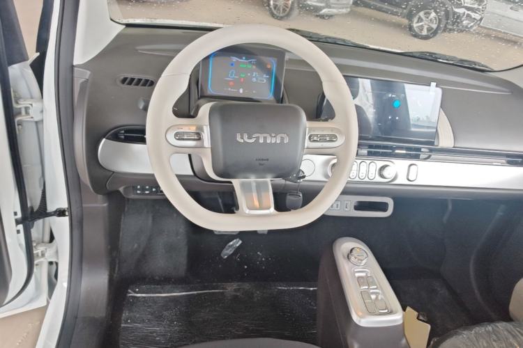 Used CHANGAN NEVO Lumin 2026 Model Treasure Edition 205km Passionate Beige Ningde Steering Wheel