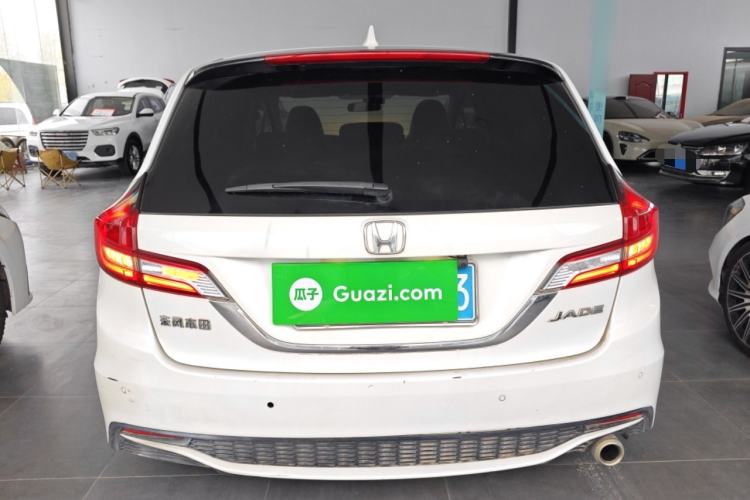 Used Honda Jade 2017 1.8L automatic Comfort version 5 seats Rear