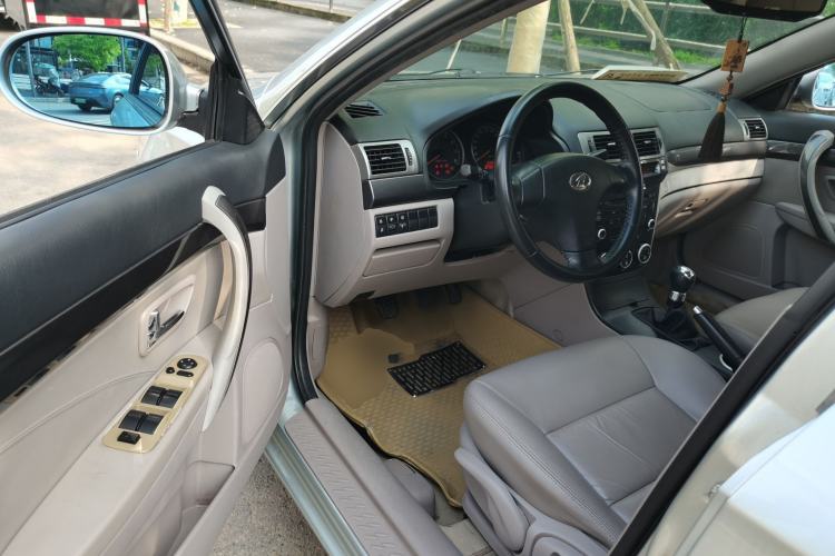 Used Bestune B70 2007 2.0L manual luxury edition Driver Seat