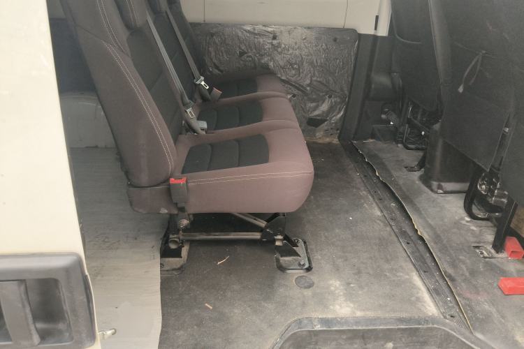 Used Iveco Eurocargo 2021 2.0T Manual Super-Rui Short Wheelbase Low-Roof Side-Hinged Door F1A