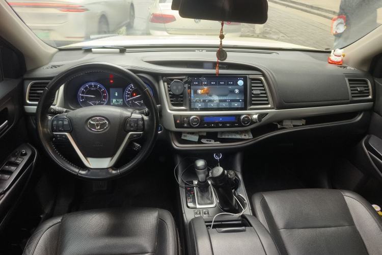 Used Toyota Highlander 2015 2.0T Four-Wheel Drive Luxury Edition 7-Seater
