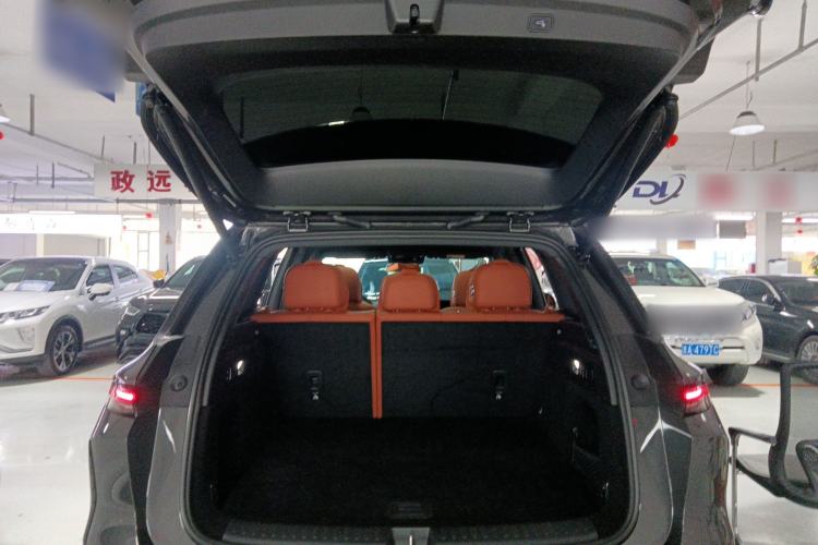 Used Li Auto L6 2024 Pro Model
