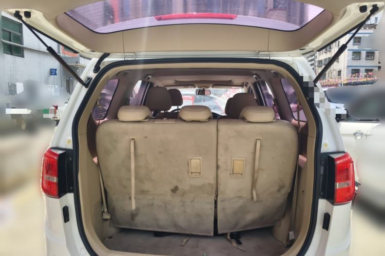 Used Baojun 730 2016 1.5L Manual Luxury Edition 7 Seats Trunk