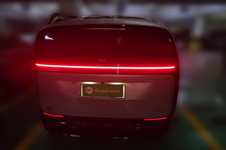 Used Li Auto MEGA 2024 Ultra Model