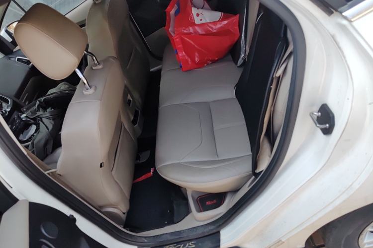 Used Ford Focus 2015 Sedan EcoBoost 180 Automatic Flagship Model
