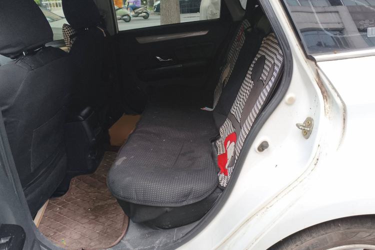 Used FORTHING Joyear S50 2014 1.6L CVT Luxury Model