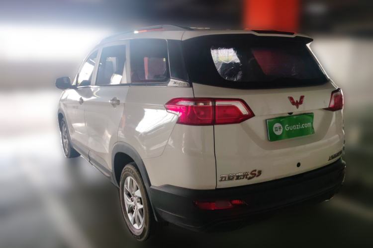 Used Wuling Hongguang S3 2019 1.5L Manual Comfort Model China VI Standard