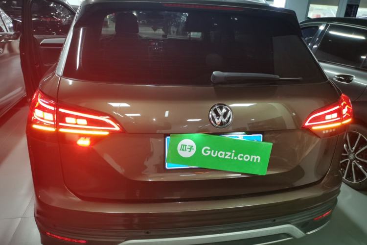 Used Volkswagen Tayron 2019 330TSI Two-Wheel-Drive Luxury Version China V Emission Standard
