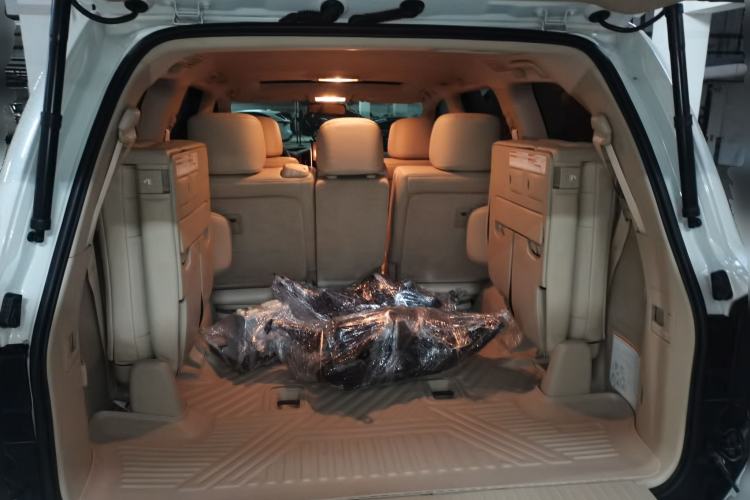 Used Toyota Land Cruiser 
