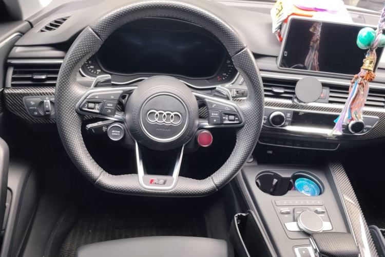 Used Audi A4L 2019 40 TFSI Fashion Edition China VI Emission Standard
