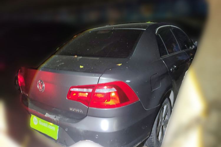 Used Volkswagen Bora 2015 Value Edition 1.6L Manual Fashionable Style
