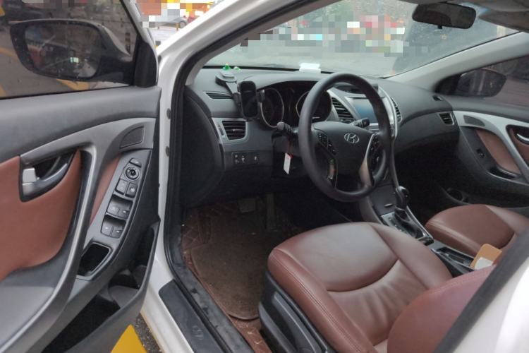 Used Hyundai Elantra (5th Generation / Langdong) 2016 1.6L Automatic Prestige Model
