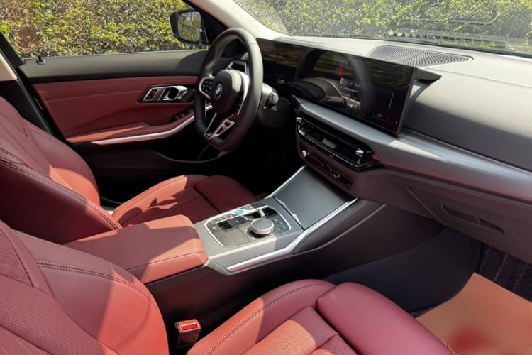 Used BMW i3 2025 eDrive 35 L
